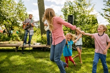 Dancing family